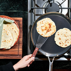 Homemade Flour Tortillas – HexClad Cookware UK
